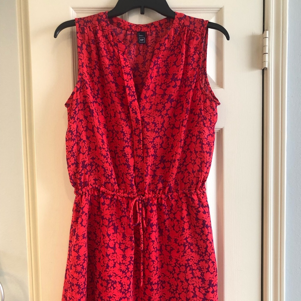 Gap Romper Color Red and Purple Size M